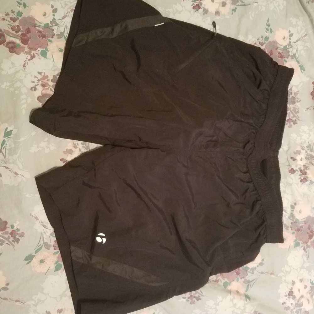 Mens Bontrager Bike shorts w/ built in pad- 2xl